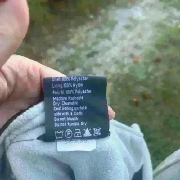 Serac women’s quilted vest. Size XL. Brown and cream. Serac brand vest. Fall - Picture 8 of 9